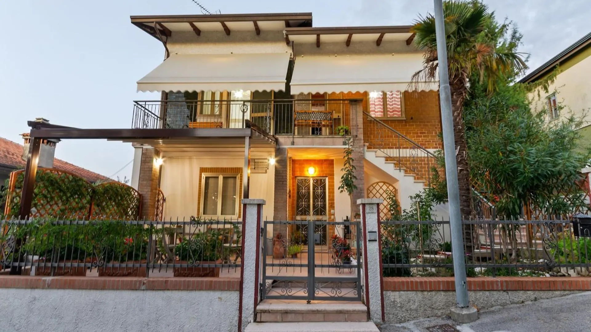 Pleasant Apartment With Courtyard Saludecio