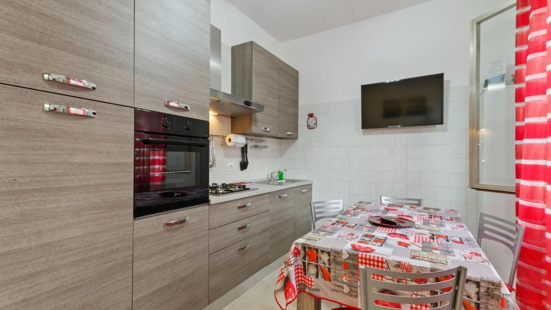 Pleasant Apartment With Courtyard Saludecio