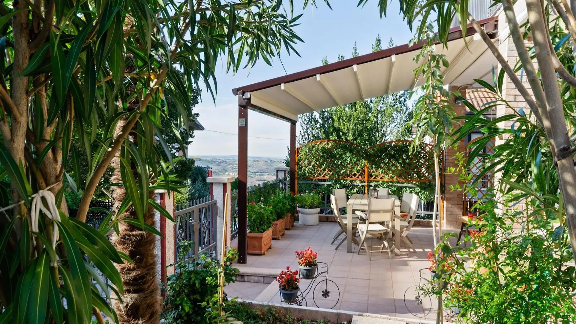 Pleasant Apartment With Courtyard Saludecio